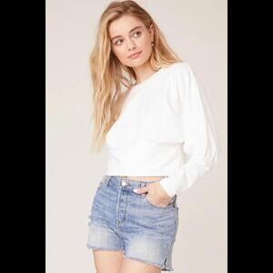 Sleeve Me Be White BB Dakota Cropped Top Size Large